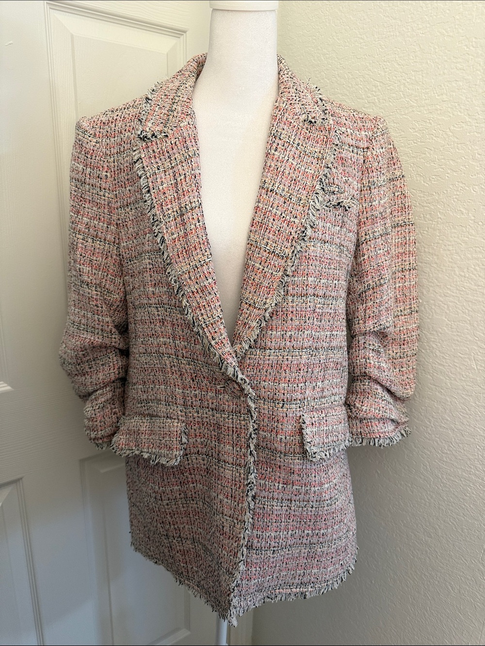 [new inventory] CINQ À SEPT KHLOE BOUCLE MULTICOLOR BLAZER EUC
